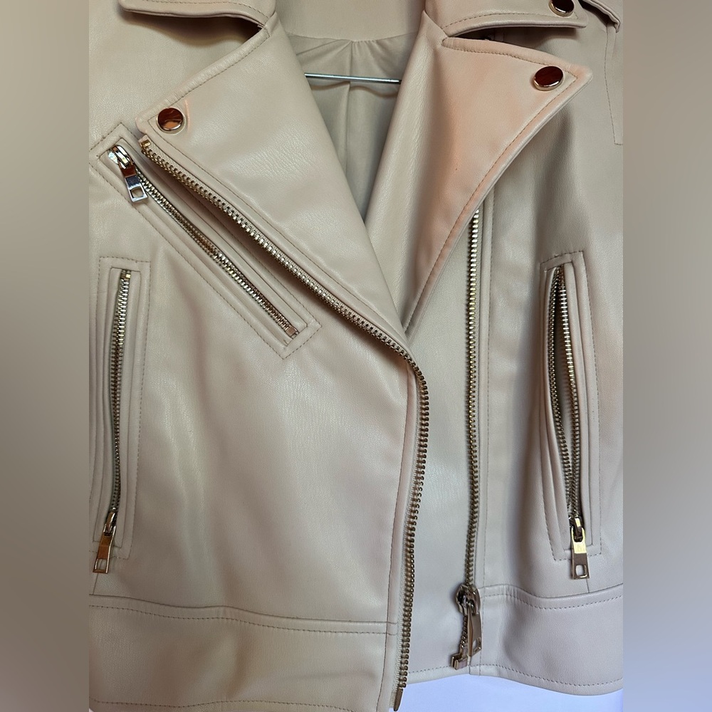 ZARA Faux Leather Moto Jacket XS Cream Beige Biker Style Zippers - Picture 7 of 12